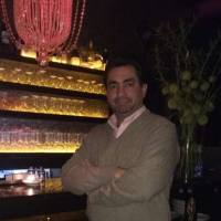   Hombre de 45 años Flores