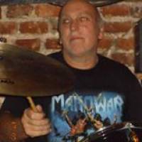   Hombre de 74 años Avellaneda