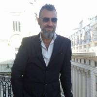   Hombre de 56 años Congreso