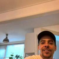   Hombre de 42 años Badalona 