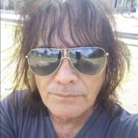   Hombre de 60 años Villa Lugano