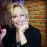   Mujer de 70 años Floresta