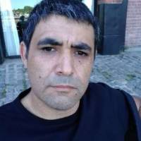   Hombre de 46 años Moreno