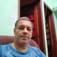   Hombre de 57 años Montevideo