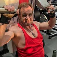   Hombre de 60 años Chacarita