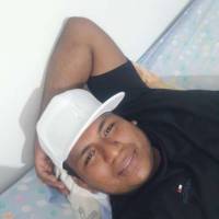   Hombre de 32 años Medellin