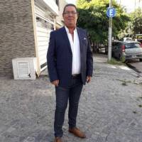   Hombre de 66 años Lanus