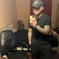   Hombre de 30 años Ezeiza