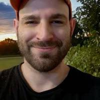   Hombre de 39 años Villa Santa Rita