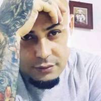   Hombre de 38 años Abasto