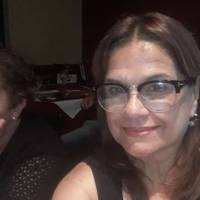   Mujer de 71 años Flores