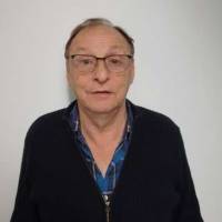   Hombre de 68 años Lobos