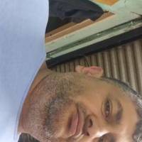   Hombre de 46 años Neuquen