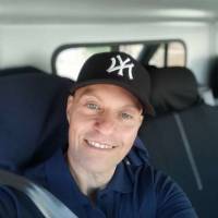   Hombre de 51 años Montevideo