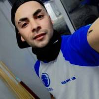   Hombre de 30 años Cipolletti