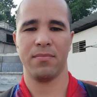   Hombre de 36 años Cuba