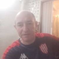   Hombre de 54 años Neuquen