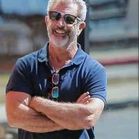   Hombre de 48 años Lujan