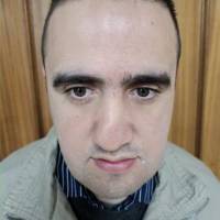   Hombre de 33 años Tarragona