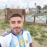   Hombre de 45 años Alte. Brown