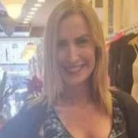   Mujer de 50 años San Isidro