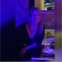   Mujer de 54 años Morón