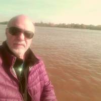   Hombre de 71 años Hurlingham