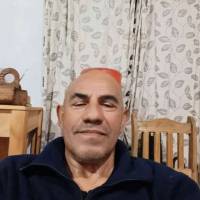   Hombre de 66 años Moreno