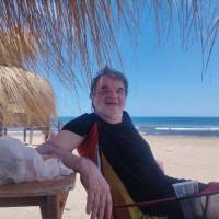   Hombre de 69 años Boedo