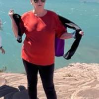   Mujer de 65 años Moreno