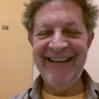   Hombre de 74 años Abasto