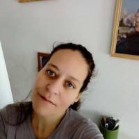   Mujer de 48 años Flores