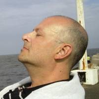   Hombre de 57 años Villa Urquiza