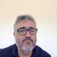   Hombre de 54 años 25 de Mayo