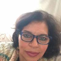   Mujer de 68 años Olivos