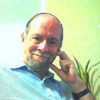   Hombre de 77 años Santiago