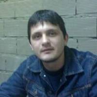   Hombre de 46 años Alte. Brown