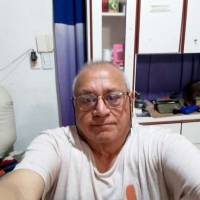   Hombre de 69 años Miramar