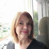   Mujer de 65 años Olivos
