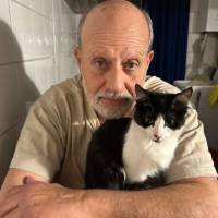   Hombre de 64 años Parque Chacabuco