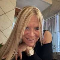   Mujer de 64 años Floresta