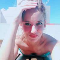   Mujer de 40 años Flores
