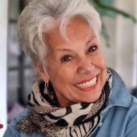   Mujer de +74 años Palermo