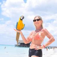   Mujer de 59 años Escobar