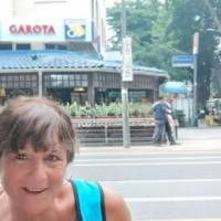   Mujer de 70 años Parque Chacabuco