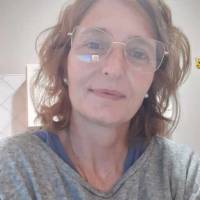   Mujer de 57 años Escobar