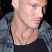   Hombre de 45 años Puerto Madero