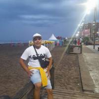   Hombre de 35 años Ezeiza