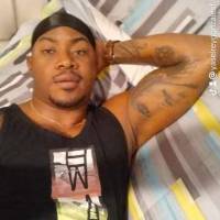   Hombre de 32 años Miami