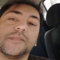   Hombre de 48 años Alte. Brown